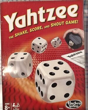 Hasbro Gaming Yahtzee Dice Game Score Cards Shaker Complete Ages 8+ 00950
